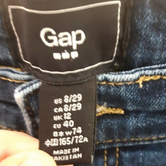 Gap Factory Women's Dark Wash Bermuda Denim Shorts - Picture 5 of 6